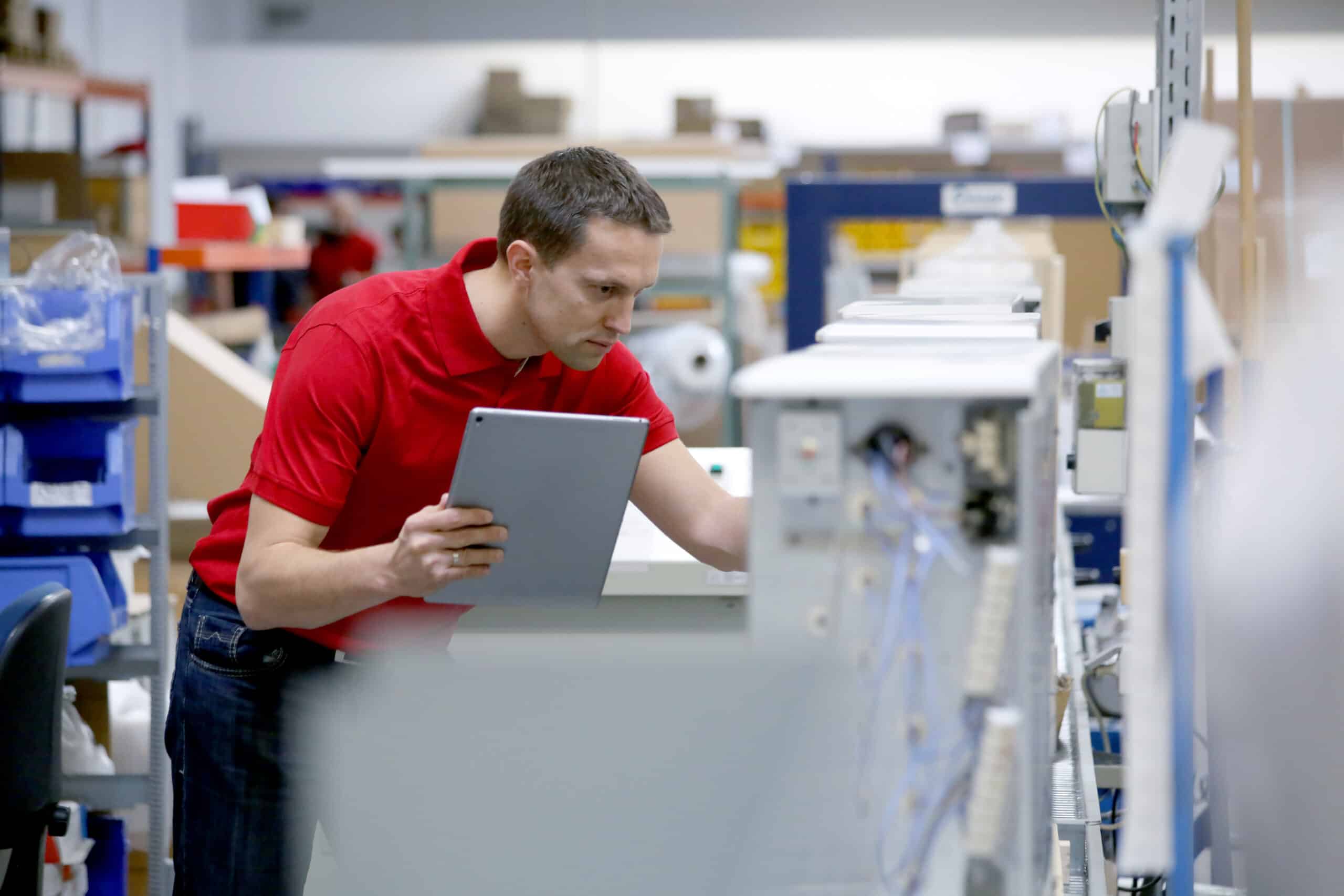 Produktion von Elektroheizungen bei Lucht LHZ, Hersteller von Elektroheizungen für OEM-Partner